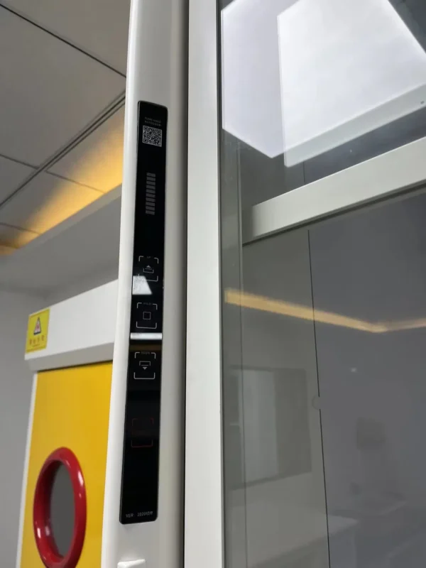 Standard Fume Hood ( GAUSS)